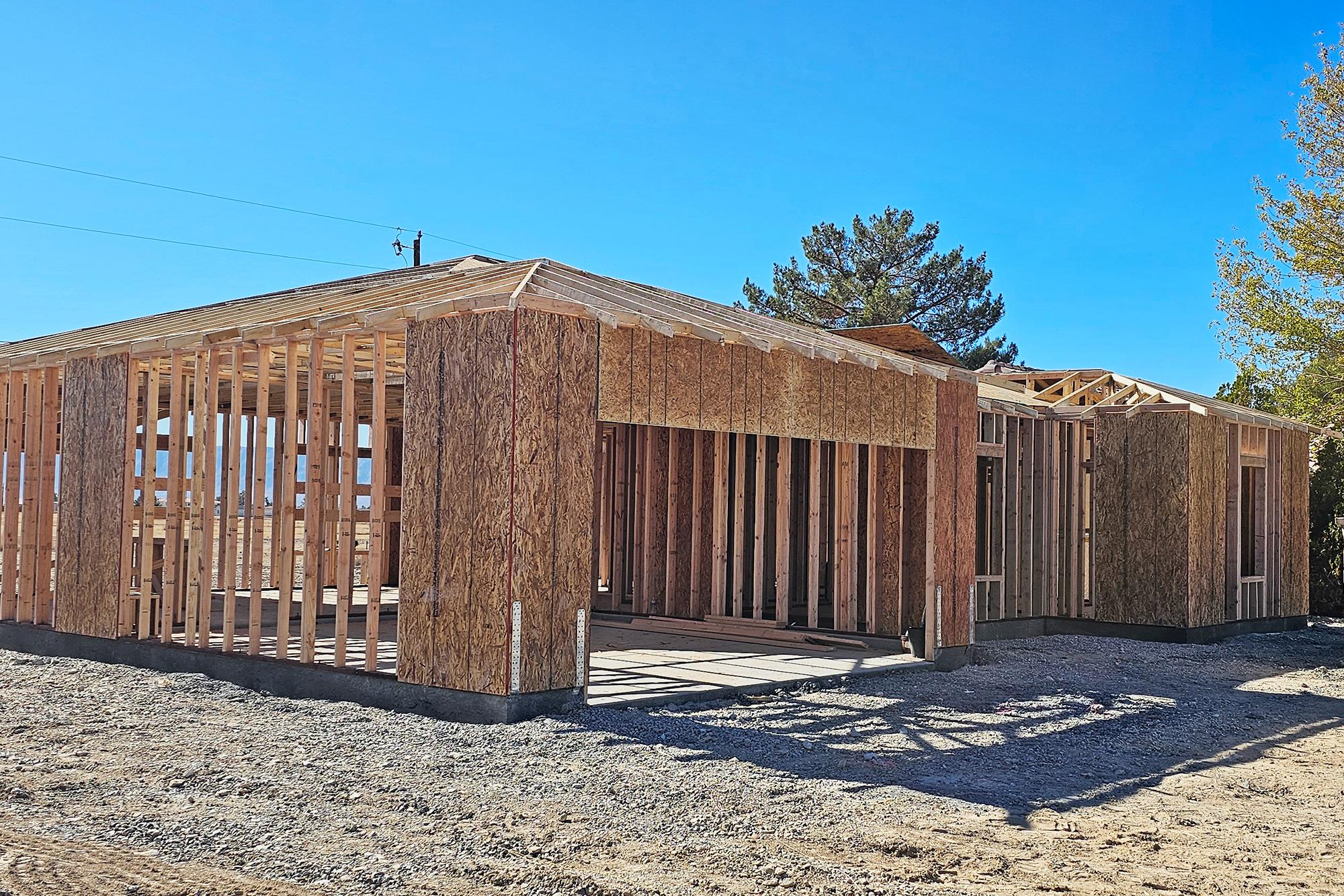 3824 Mount Charleston Dr